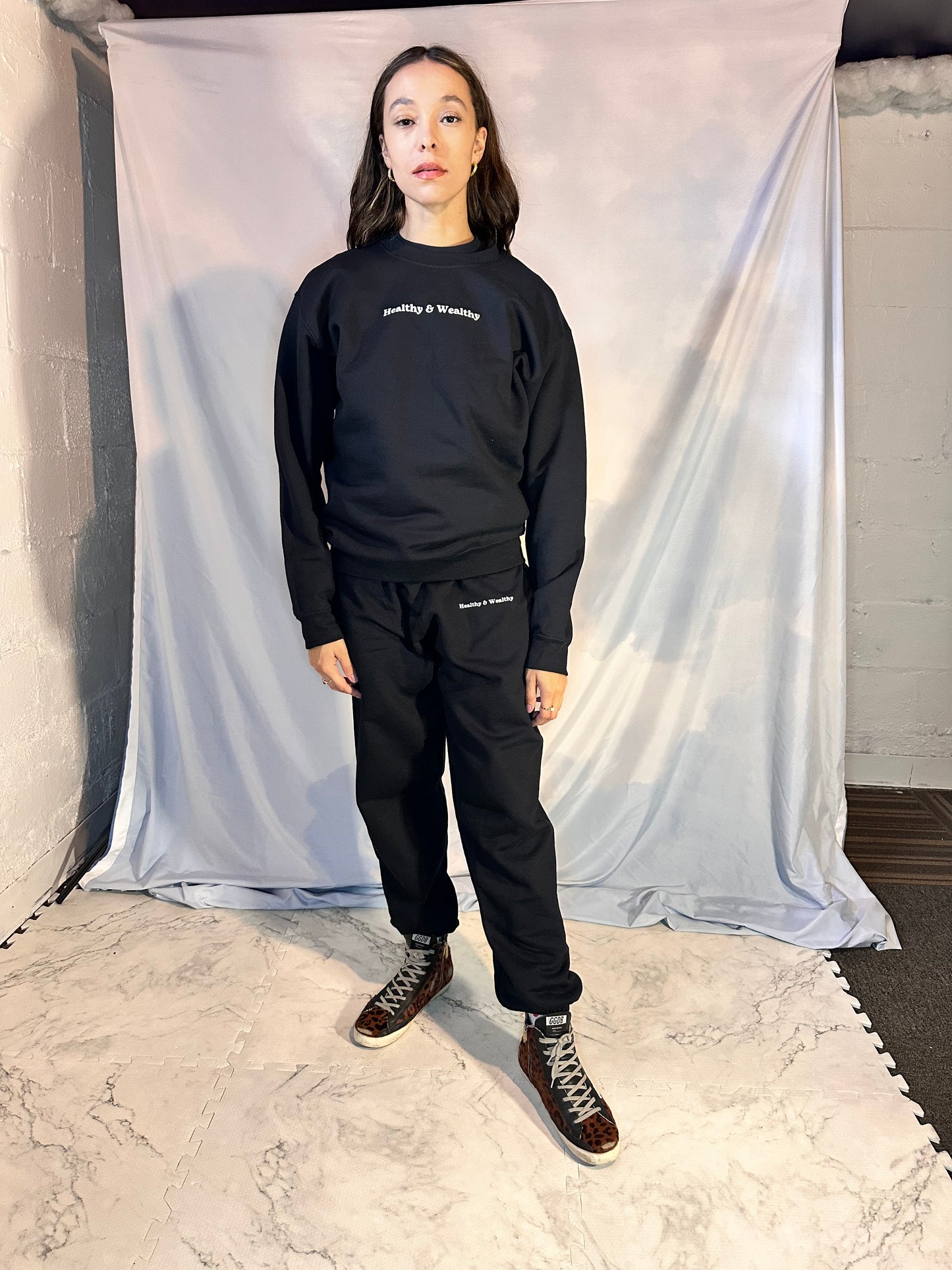Healthy & Wealthy Crewneck