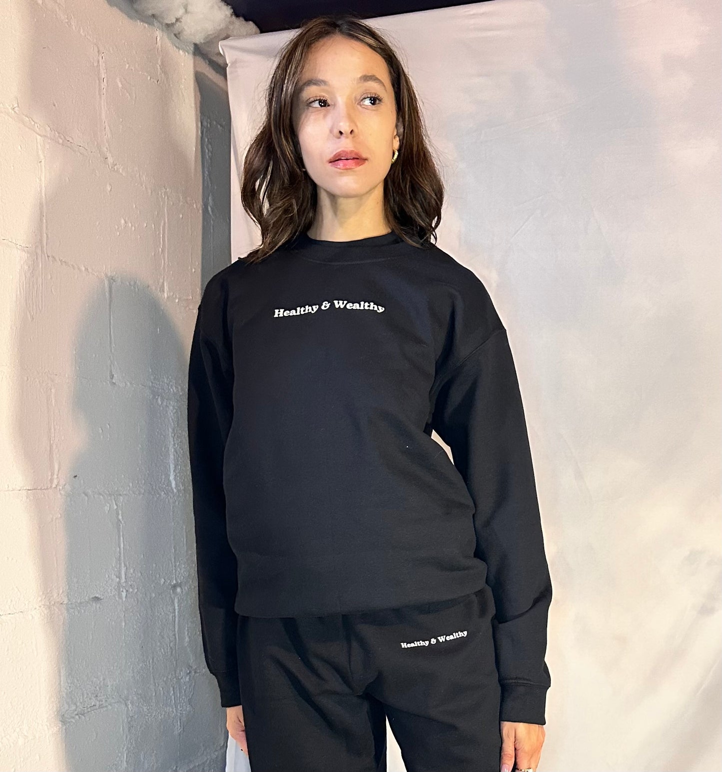 Healthy & Wealthy Crewneck